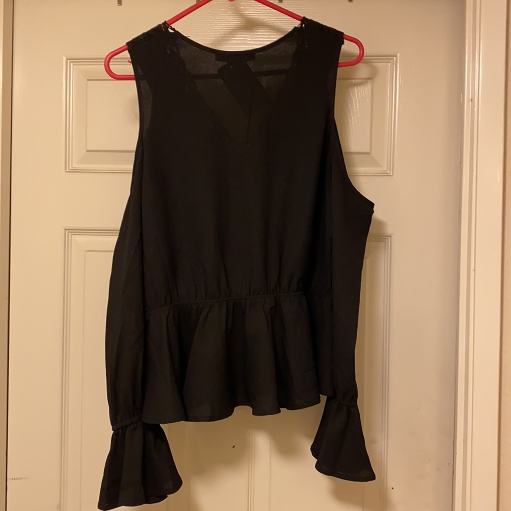 Blouse - Picture 2 of 8